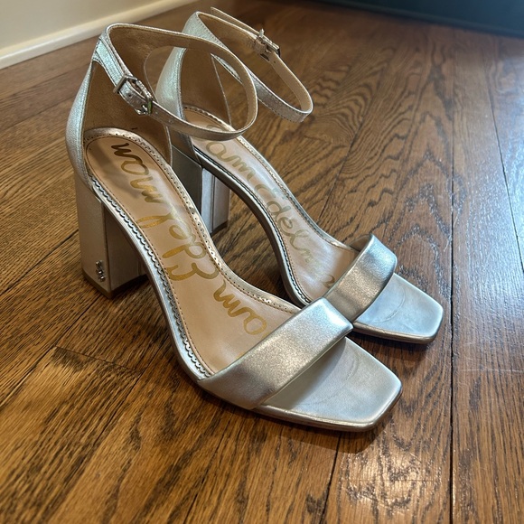 Sam Edelman Daniella Silver Heels - Picture 1 of 5